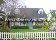 Cape Cod Charmer - 3037 Motor Ave House