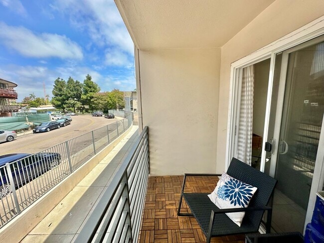 Photo - 1021 Scott St Unit 124