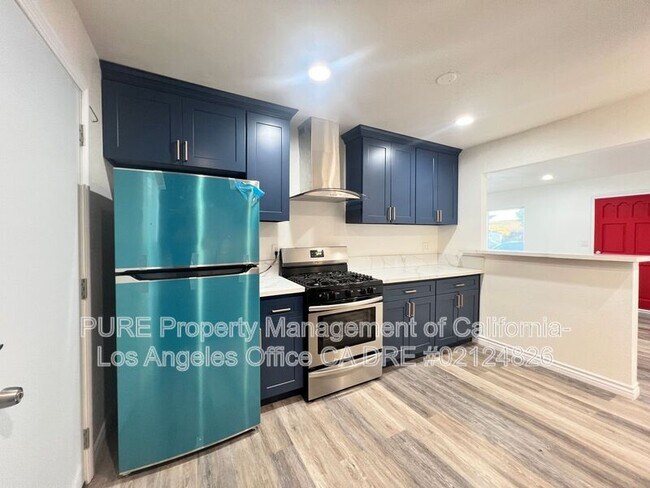 Photo - 980 W Battery St