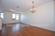Photo - 74 Elm Dr