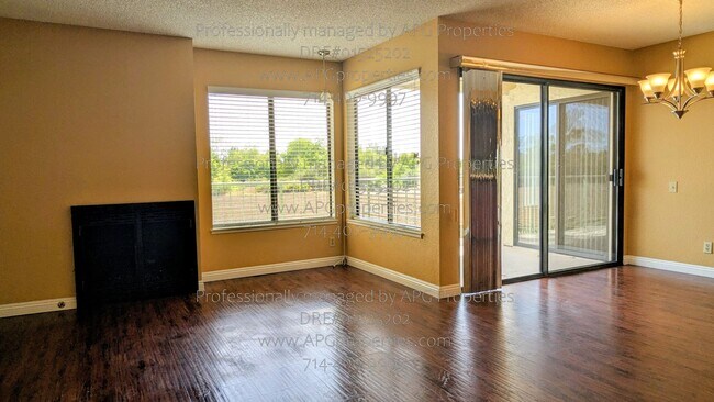 Photo - 7113 Apricot Dr