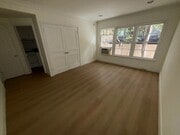 Photo - 346 N Palm Dr Unit 4