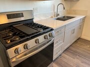 Kitchen - 1714 Grove St Unit 2