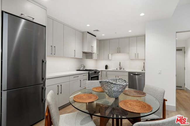 Photo - 130 S Sepulveda Blvd Unit 107