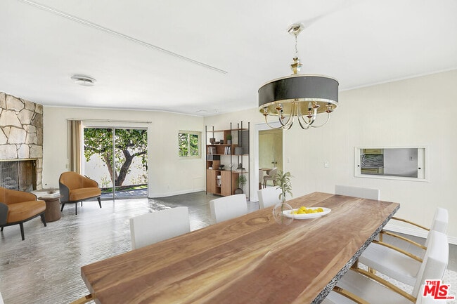 Photo - 3543 Scadlock Ln