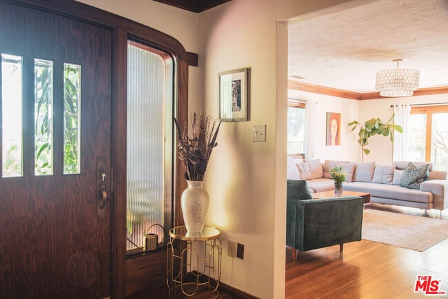 Photo - 1070 Norumbega Dr