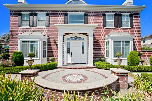 Building Photo - 1117 Encanto Dr Rental