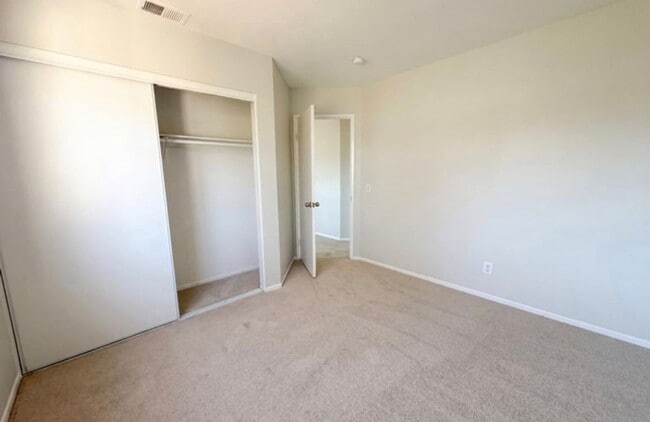 Photo - 2565 W Fairview Dr