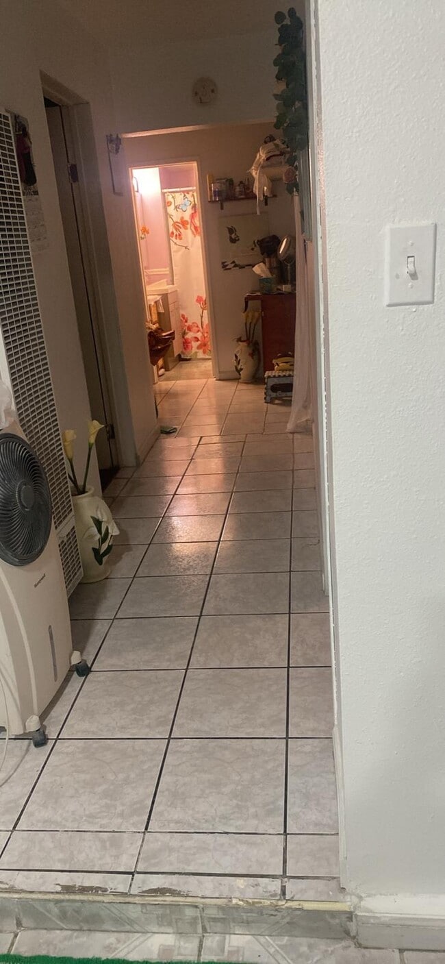 Photo - 11057 Wright Rd