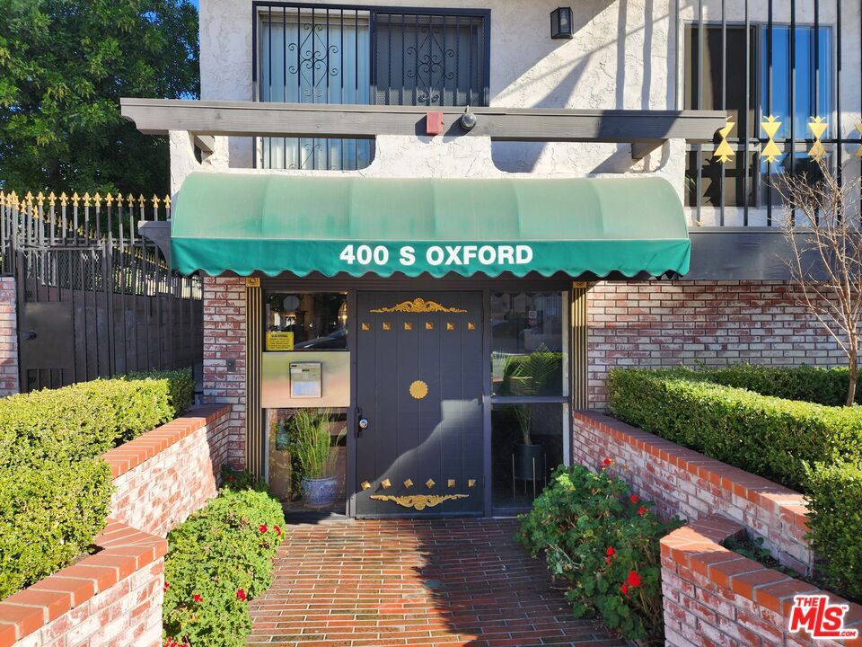 Photo - 400 S Oxford Ave Condo Unit 307