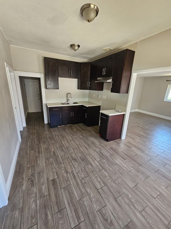 Photo - 12424 Broadway Ave Apartment