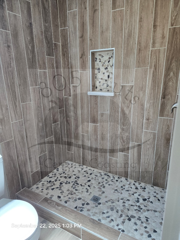 Photo - 1378 Yale Pl Unit A