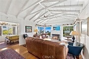 Photo - 483 Aster St
