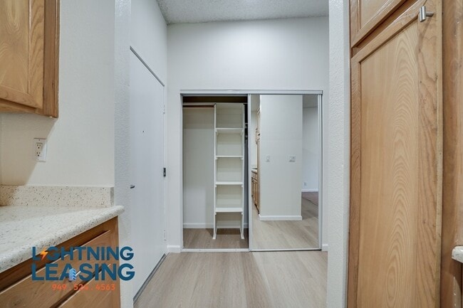 Photo - 11225 Morrison St Unit 218