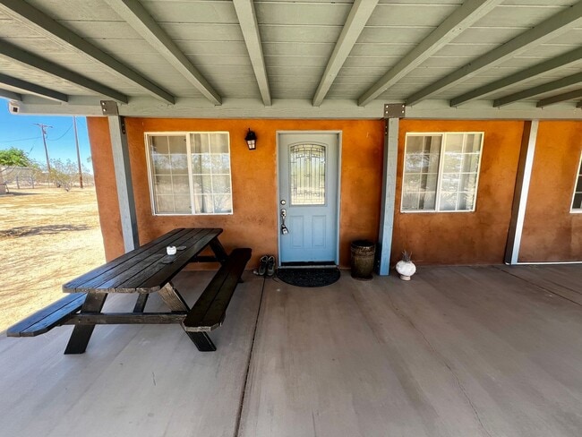 Photo - Charming 3-Bedroom Home for Rent in Landers, CA w SPA