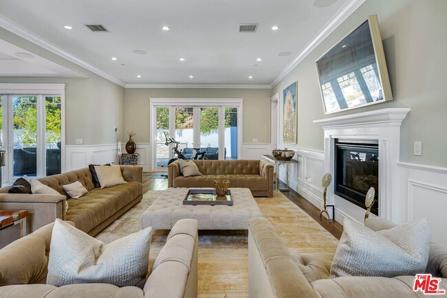 Photo - 19633 Wells Dr