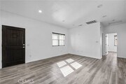 Photo - 696 E 9th St