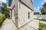 Photo - 2955 Midvale Ave