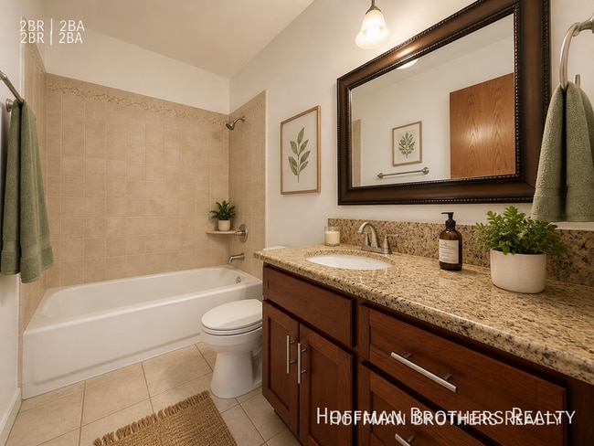 Photo - 17348 Burbank Blvd Unit 6