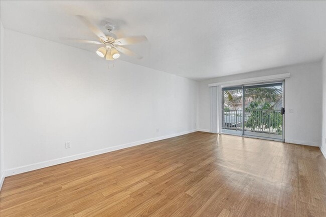 Building Photo - 1755 Sherman Pl Unit 205