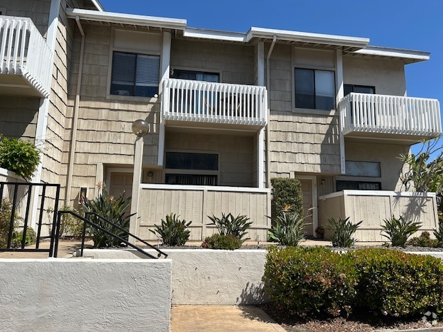 Building Photo - 4004 Mahaila Ave Rental