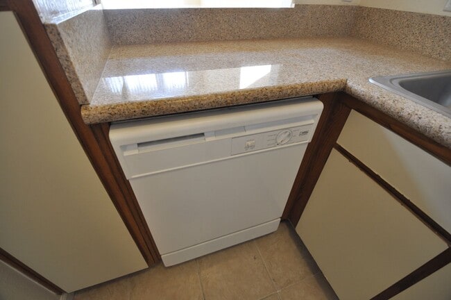 Photo - 425 N Alvarado St Unit 108