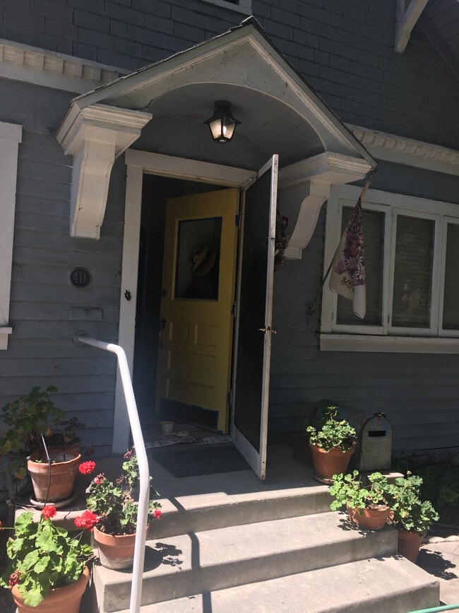 Photo - 411 N 8th Ave House Unit Victorian charmer A