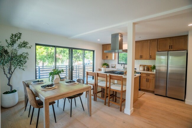 Photo - VE0528 (RSO) Unit 528