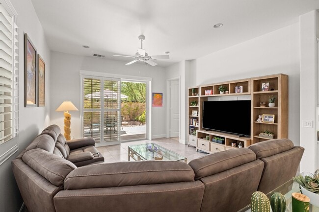 Photo - 81360 Corte Compras