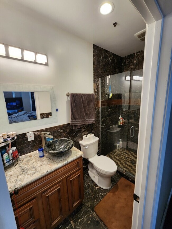 Photo - 1847 Reed Ave Unit 2br 2nd floor
