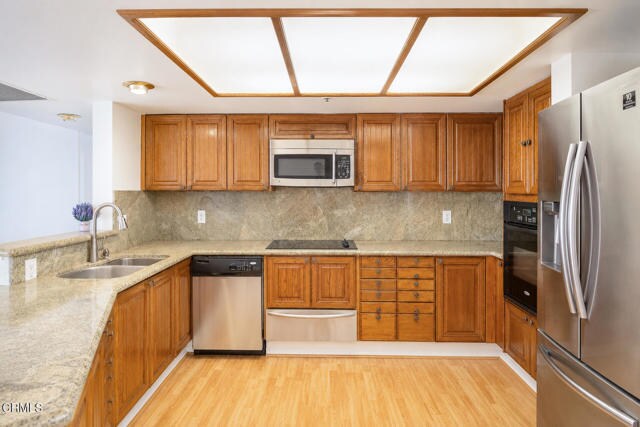 Photo - 345 Pioneer Dr Unit 902