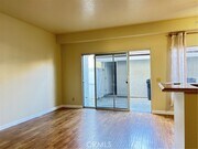 Photo - 567 Springbrook N