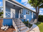 Photo - 2811 Angus St