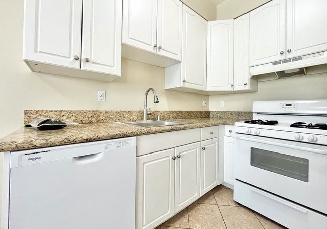 Photo - 22651 Del Valle St