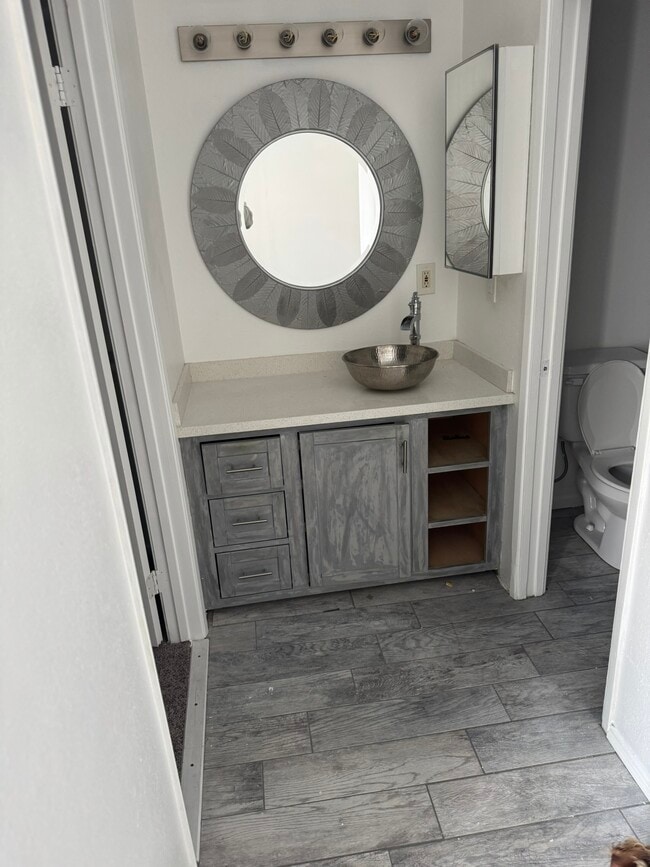 Photo - 2307 N Cahuenga Blvd