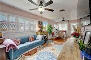Photo - 817 E Palmyra Ave Townhome
