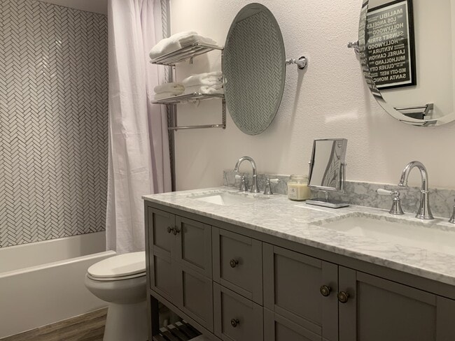 Bath - 8124 Marina Pacifica Dr N Unit Marina Retreat inc. utl.