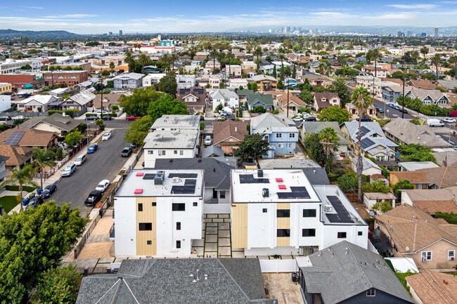 Photo - 3207 W 18th St