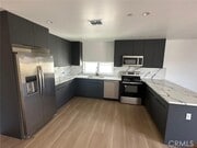 Photo - 656 Mariposa Ave Townhome