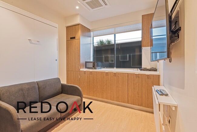 Building Photo - 11649 Mayfield Ave