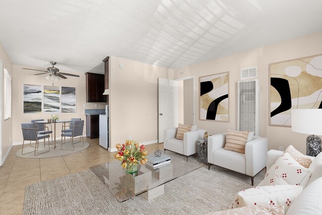 Photo - Annex on Chicago