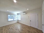 Photo - 1401 W Victory Blvd Unit 1401