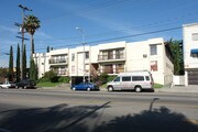 6819 Laurel Canyon Blvd - 6819 Laurel Canyon Blvd. Apartments
