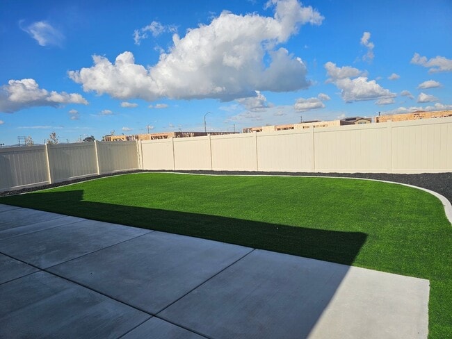 Photo - Welcome Home!!  Brand New Build Solar Rental in the Heart of Menifee!