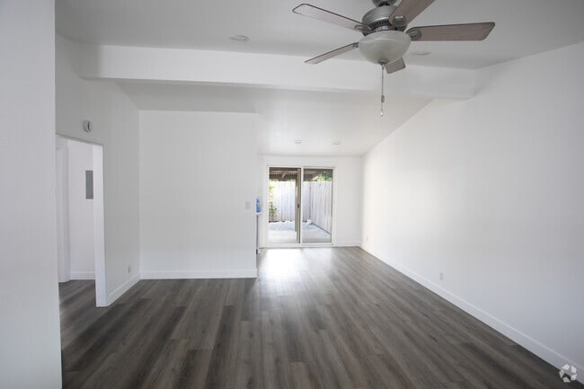 Building Photo - 225 Preble Dr Unit 225 Rental