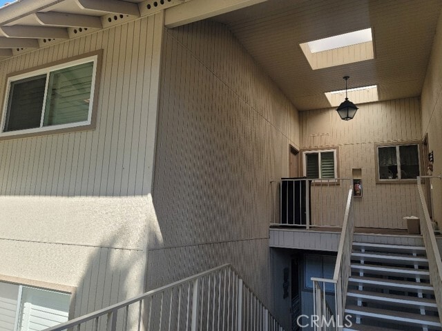 Photo - 2185 Via Mariposa W House
