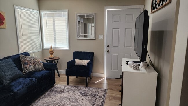 Photo - 2362 Cerritos Ave Unit Single