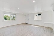 Photo - 15526 Donmetz St