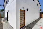 Photo - 1291 S Sycamore Ave Townhome