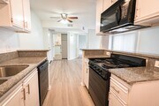 Photo - 6310 Sylmar Ave